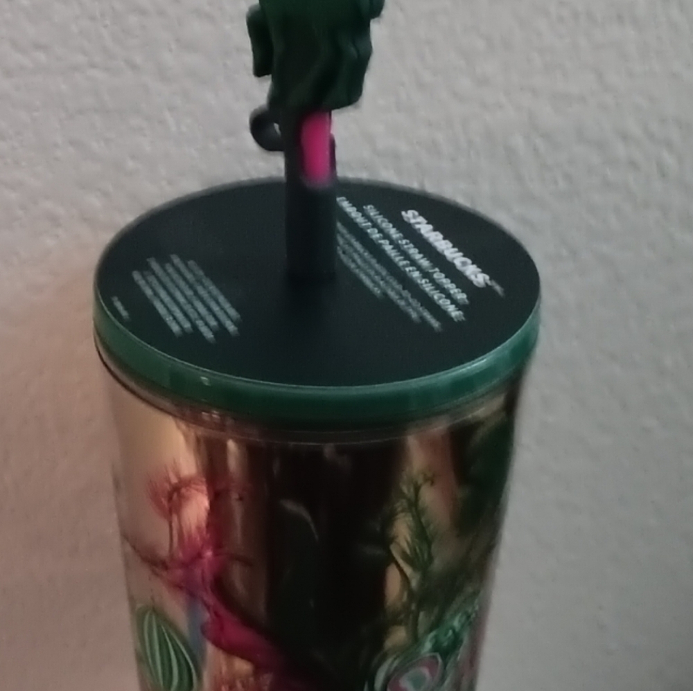 Large Starbucks Christmas Beverage Tumbler NWT Choose GOLD or GREEN NWT - Picture 4 of 10